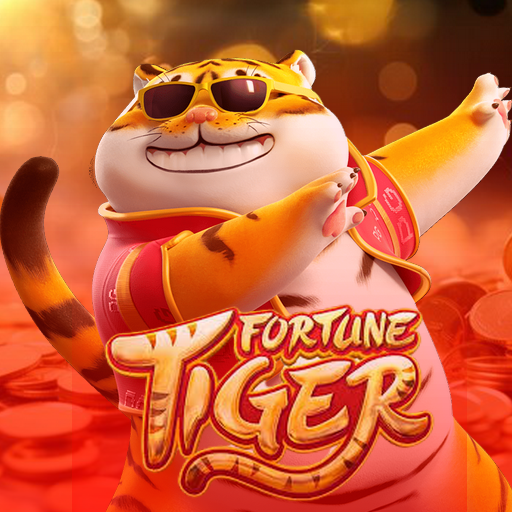 Mascote do jogo de slot Fortune Tiger, um tigre laranja carismático usando óculos escuros e colete vermelho, fazendo um gesto de comemoração em frente a um fundo brilhante de moedas de ouro.