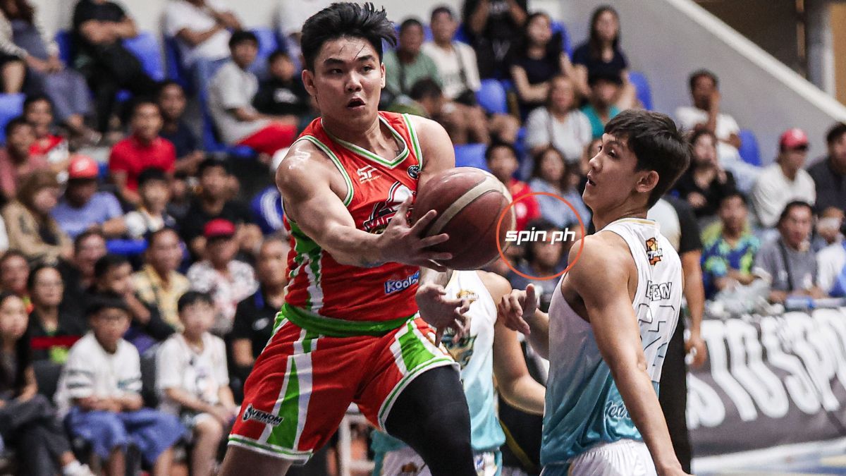 Kymani Ladi of Caloocan Batang Kankaloo dunking in an MPBL game against Negros at the Caloocan Sports Complex.