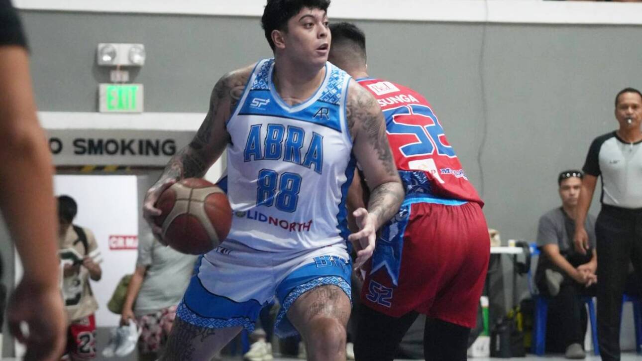 Action shot of the Abra Weavers and Sarangani Marlins competing in the MPBL 2026 season