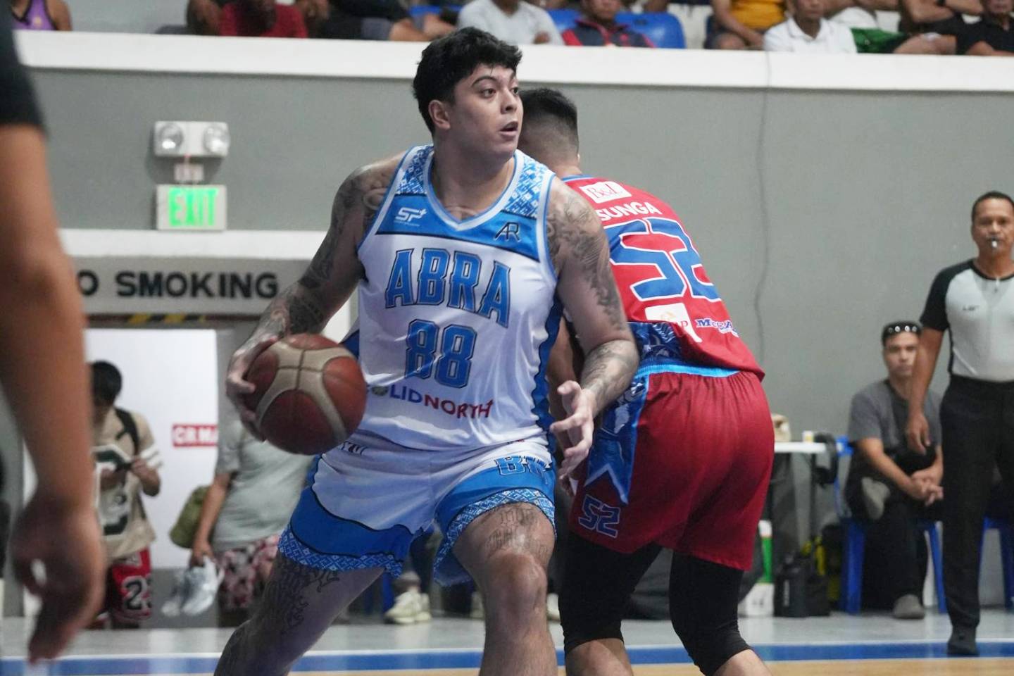 Action shot of the Abra Weavers and Sarangani Marlins competing in the MPBL 2026 season