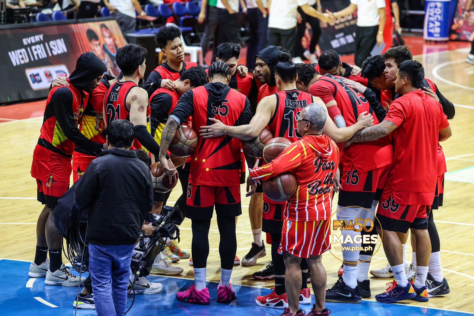 SanMiguelBeermen2026 | GGSLOT | Sports & Games News San Miguel Beermen strategizing