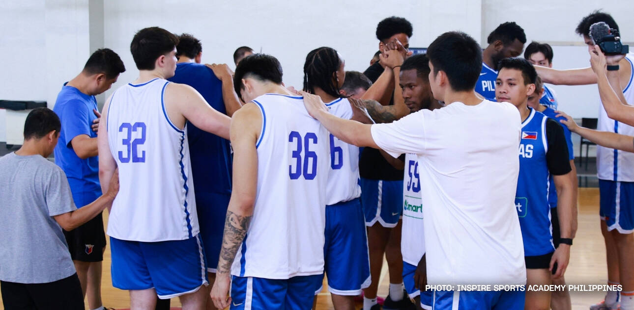 Gilas Pilipinas training camp huddle