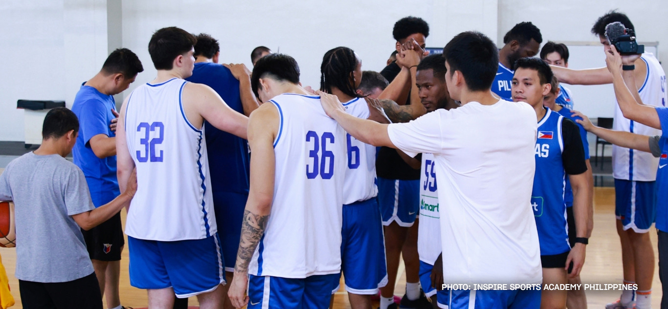 gilas-pilipinas-training-camp-huddle | GGSLOT | Sports & Games News Gilas Pilipinas training camp huddle