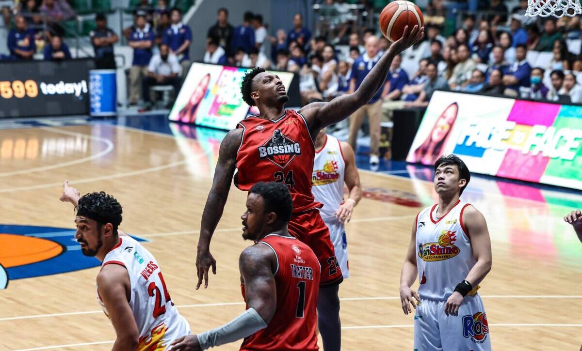 Blackwater import Kentrell Barkley, a key player in the current pba game schedule, drives for a score.