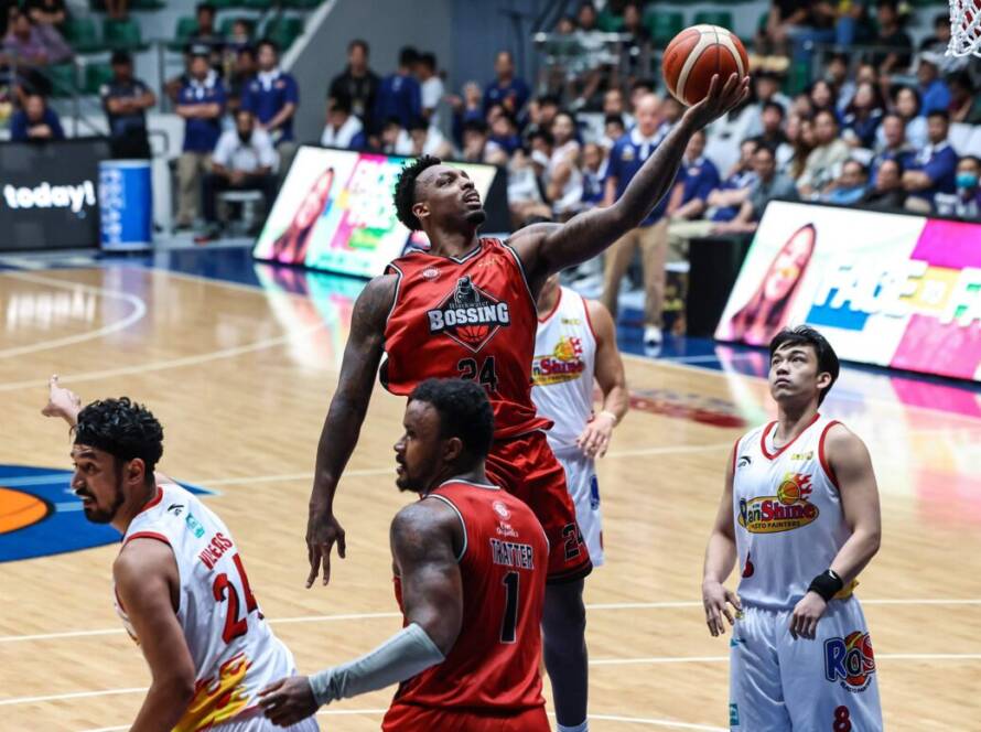 Blackwater import Kentrell Barkley, a key player in the current pba game schedule, drives for a score.