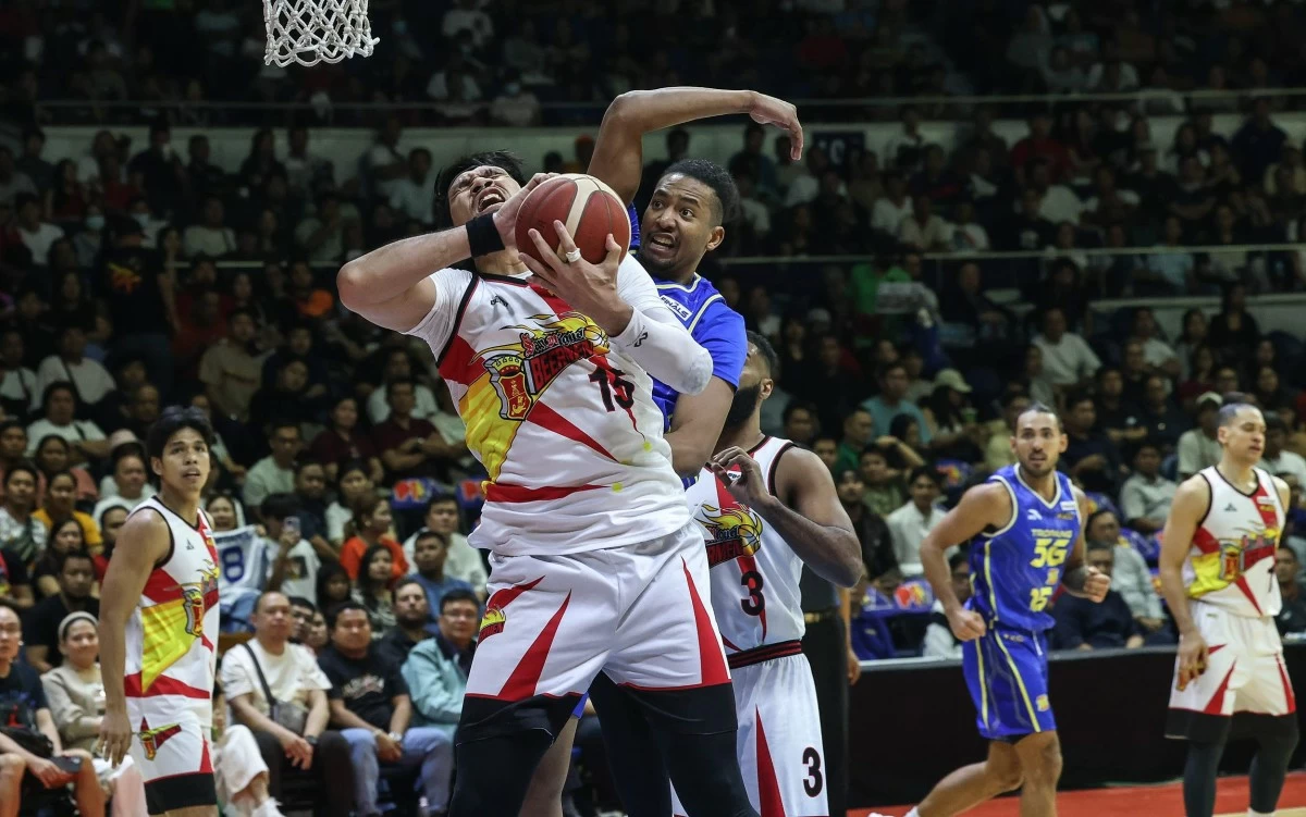 PBA Players Defensive Pressure | GGSLOT | Sports & Games News PBA players defenders applying intense pressure on import during game